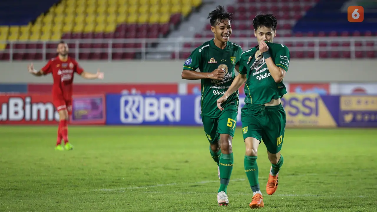 Foto: Taisei Marukawa Kembali Buktikan Ketajaman Bersama Persebaya saat Mengalahkan Persija di Pekan Kesembilan BRI Liga 1