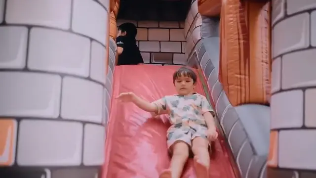 [Fimela] Ultah El Barack