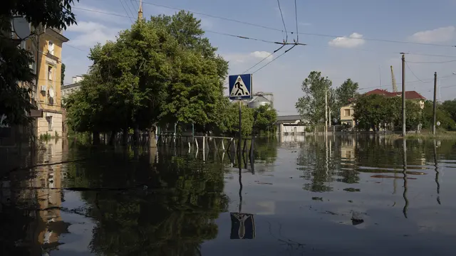 Bendungan Nova Kakhova Hancur, Banjir Rendam Wilayah Kherson Ukraina