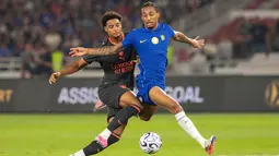 Balada Striker Nomor 9 Milik Chelsea: Bomber Belanda Terbaik