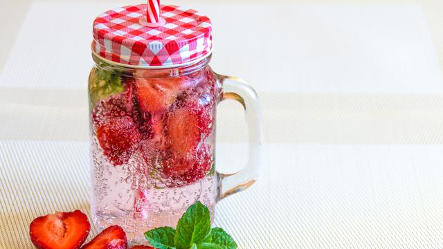 es jelly soda stroberi