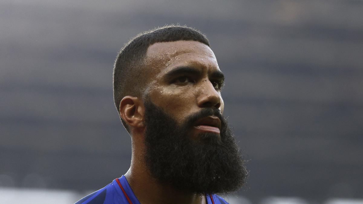 Sylvano Comvalius Semakin Dekat ke Persita Indonesia