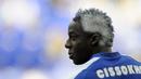 FC Porto's player Aly Cissokho celebrates with his hair painted, the victory in the Portuguese league title 2009 before the Portuguese First league football match against SC Braga at the Dragao Stadium on May 24, 2009. AFP PHOTO/MIGUEL RIOPA 