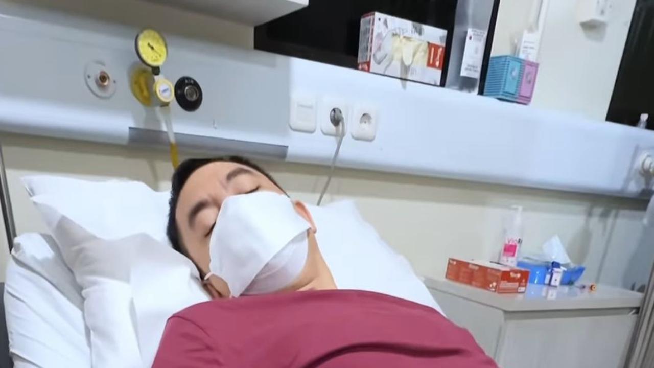 Ayu Dewi Panik, Suami Dilarikan ke IGD Dini Hari Karena Demam Tinggi
