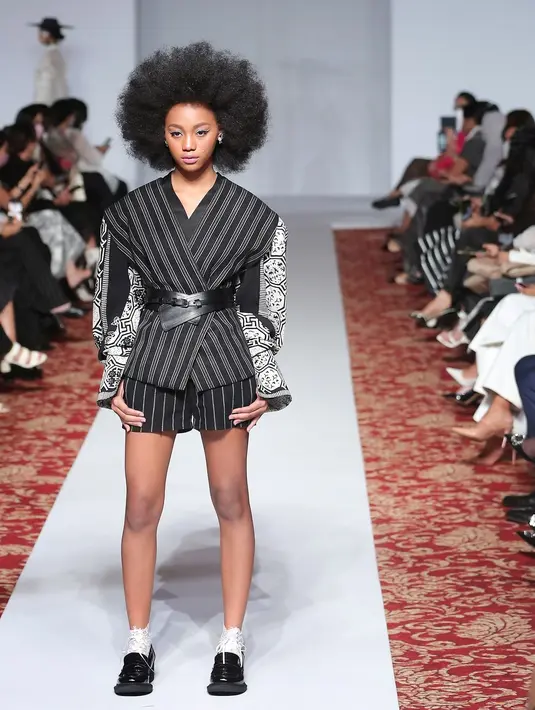 Persembahan Baru Denny Wirawan (Bambang E Ros/Fimela.com)