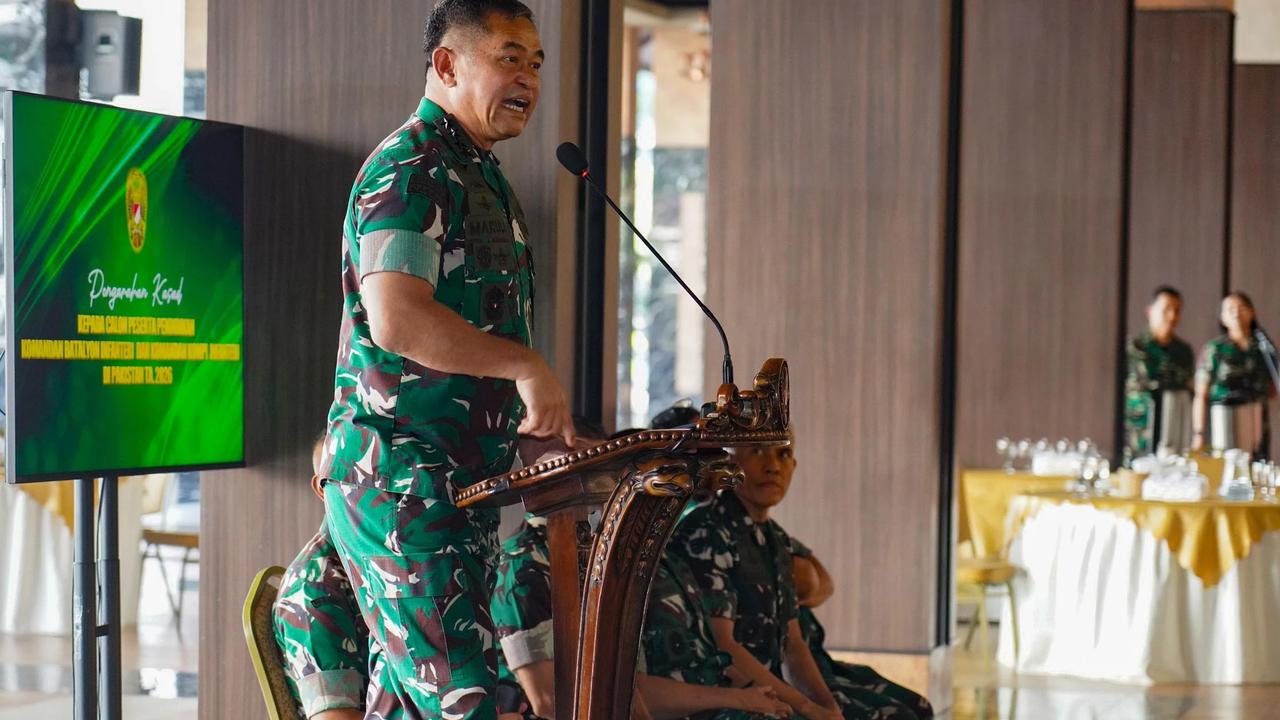 FOTO: Seratus Perwira TNI AD Siap Ikuti Pendidikan Kepemimpinan Infanteri di Pakistan