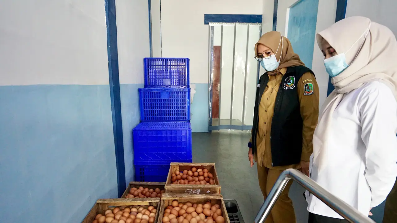 Bupati Ipuk Tegaskan Pentingnya Higienitas Dapur dan Penerapan SOP Program MBG di Banyuwangi 