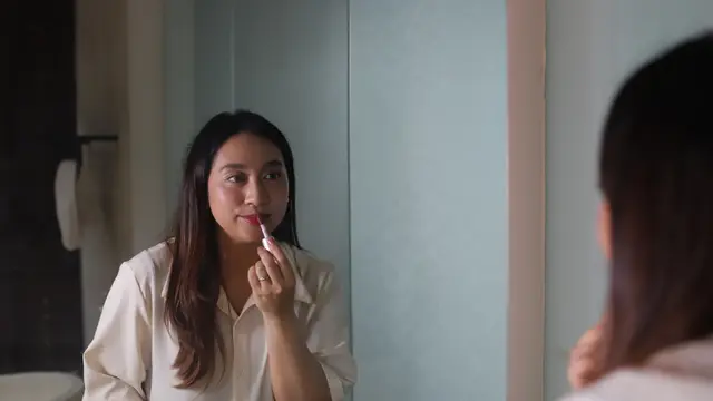 Makeup untuk pemula.