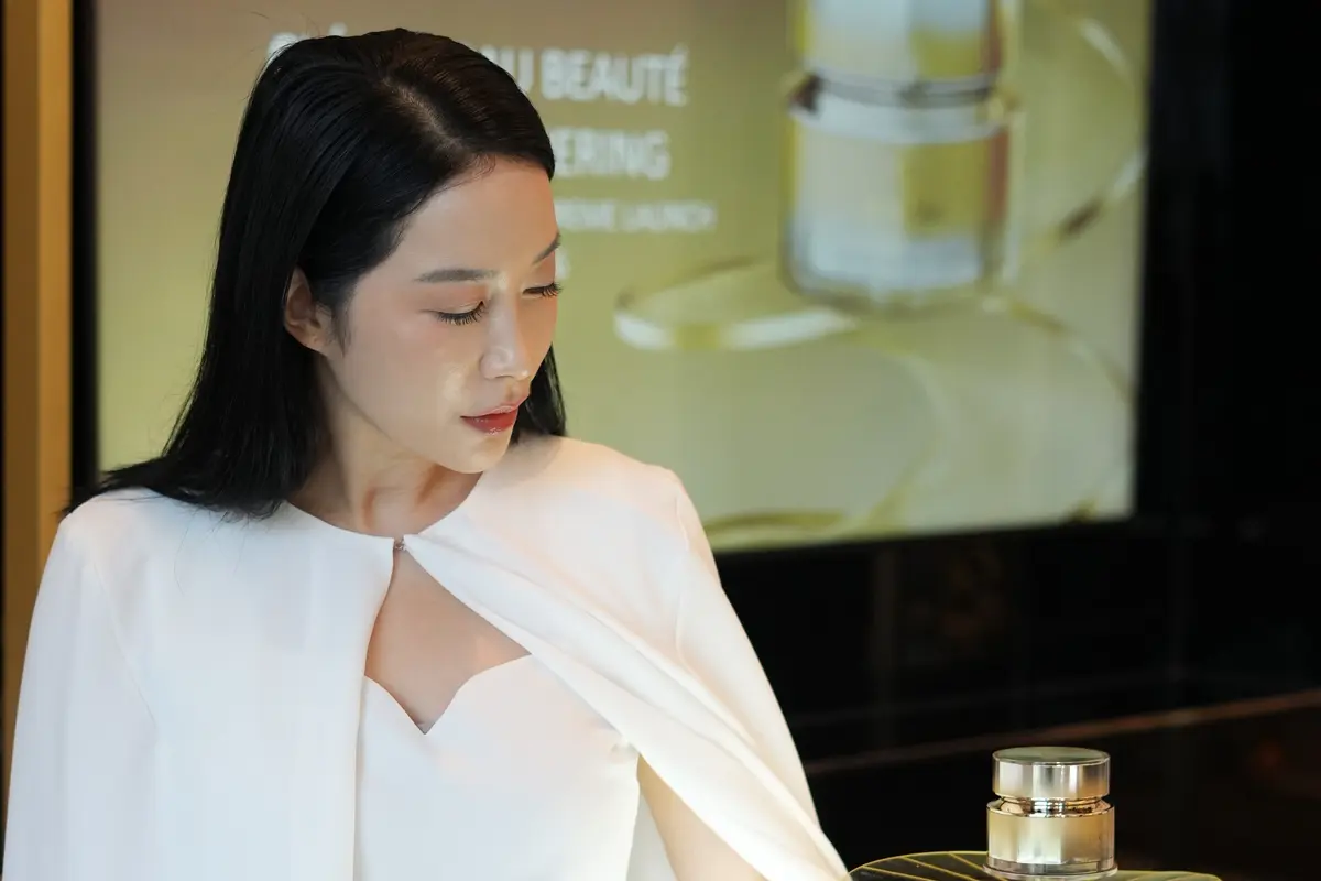 Regenerasi Kulit di Malam Hari Kian Maksimal dengan Sentuhan Night Cream Restoratif