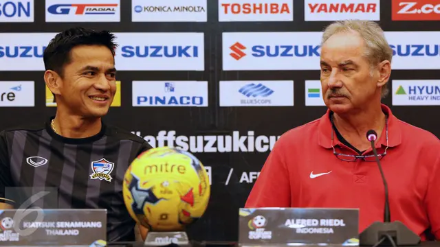 20161213-Jelang Final Piala AFF 2016, Pelatih Timnas Indonesia dan Thailand Beri Keterangan Resmi-Jakarta