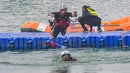 Peserta saat mengikuti lomba lari, renang dan dayung di Situ Gintung, Tangerang Selatan, Banten, Senin, 17 Agustus 2026. (KLY/Arie Basuki)