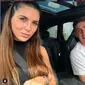 Gelandang Real Madrid Federico Valverde dan kekasihnya Mina Bonino. (foto: Instagram @minabonino)