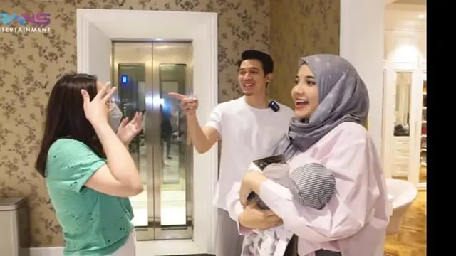 Nagita Slavina mendatangi kediaman Zaskia Sungkar