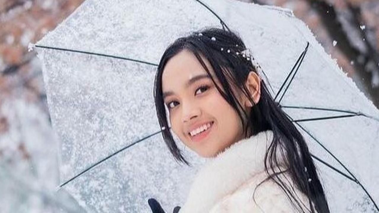 Potret Lyodra Pakai Hanbok di Korea Selatan, Cantik dengan Vibes ala Putri Kerajaan
