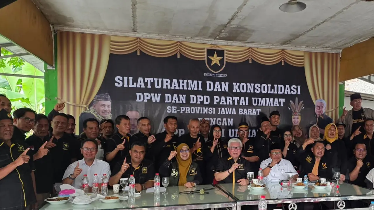 Dewan Pimpinan Pusat (DPP) Partai Ummat versi Munas Kemang Jakarta menggelar silaturahmi dan konsolidasi DPW dan DPD se-Provinsi Jawa Barat di kawasan Cikarang. (Istimewa)