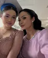 Amora Lemos, Putri Kris Dayanti saat momen kelulusan SMP. [@krisdayantilemos]