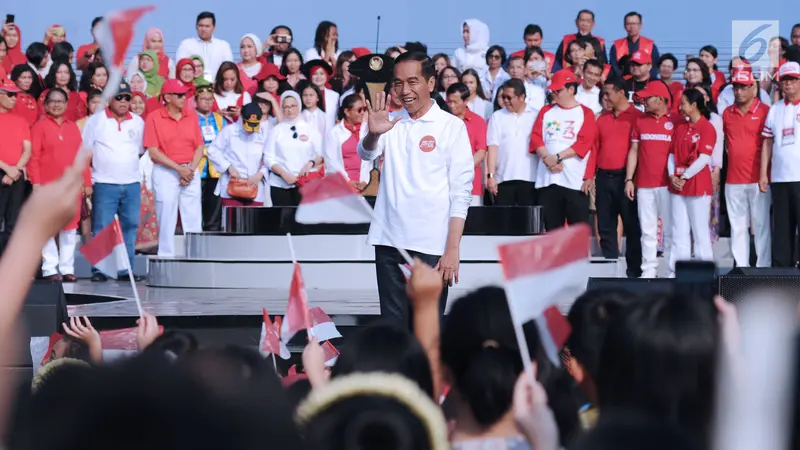 Presiden Jokowi Bernyanyi Bersama di Harmoni Indonesia 2018