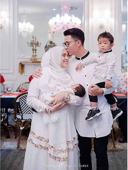 Nycta Gina dan Rizky Kinos