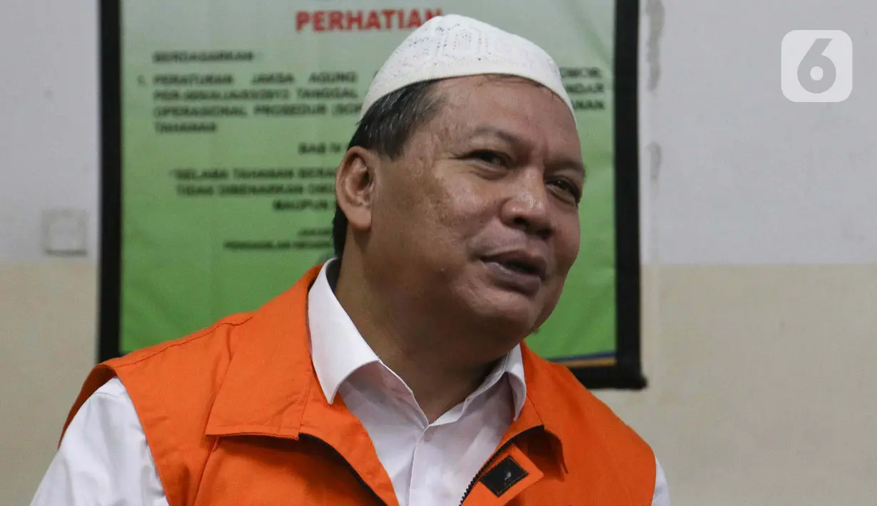 Vonis yang dijatuhkan kepada Bambang Kayun Panji Sugiharto lebih ringan daripada tuntutan Jaksa yang menuntut menuntut perwira menengah Polri ini dihukum 10 tahun penjara dan denda Rp300 juta subsider delapan bulan kurungan. (Liputan6.com/Herman Zakharia)