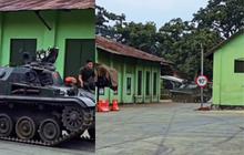 Momen Tangkas Anggota TNI Berlatih Kendarai Tank di Markas, Seru Banget saat Digas Kencang hingga Drifting saat Belok
