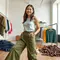 Rahasia Tampil Cerah Berseri, Ini Panduan Memilih Warna Baju Sesuai Undertone Kulit
