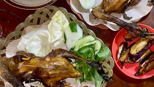 Bebek Mbah Mangoen Ambarketawang