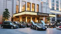 BMW i8 Jadi Taksi Premium Hotel