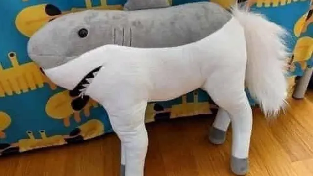 6 Boneka Nyeleneh Ini Bisa Jadi Suvenir Nikahan, Bentuknya Kocak
