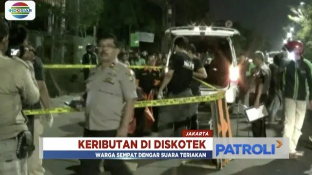 Dua kelompok pengunjung diskotek di Daan Mogot, Jakarta Barat, ribut hingga satu orang tewas dan dua lainnya terluka bacok.