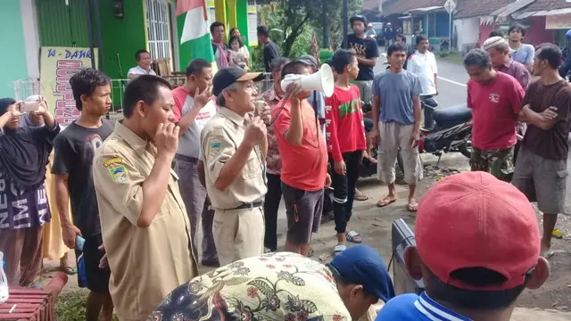 Petir Rusak Alat Elektronik, Warga Salahkan Tower Seluler