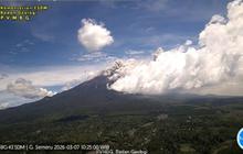 Erupsi Gunung Semeru Disertai Awan Panas Guguran, Status Siaga Diberlakukan