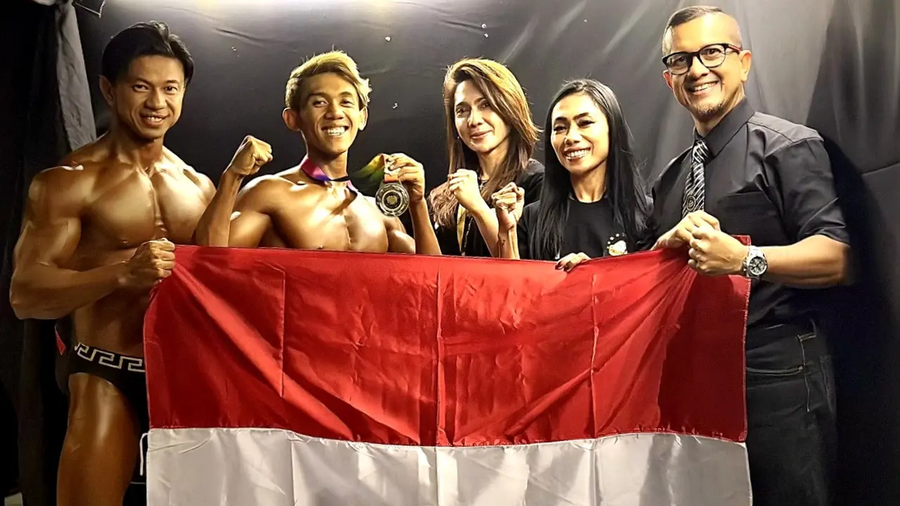 Ketua PERBAFI, Kemalsyah Nasution (paling kanan)