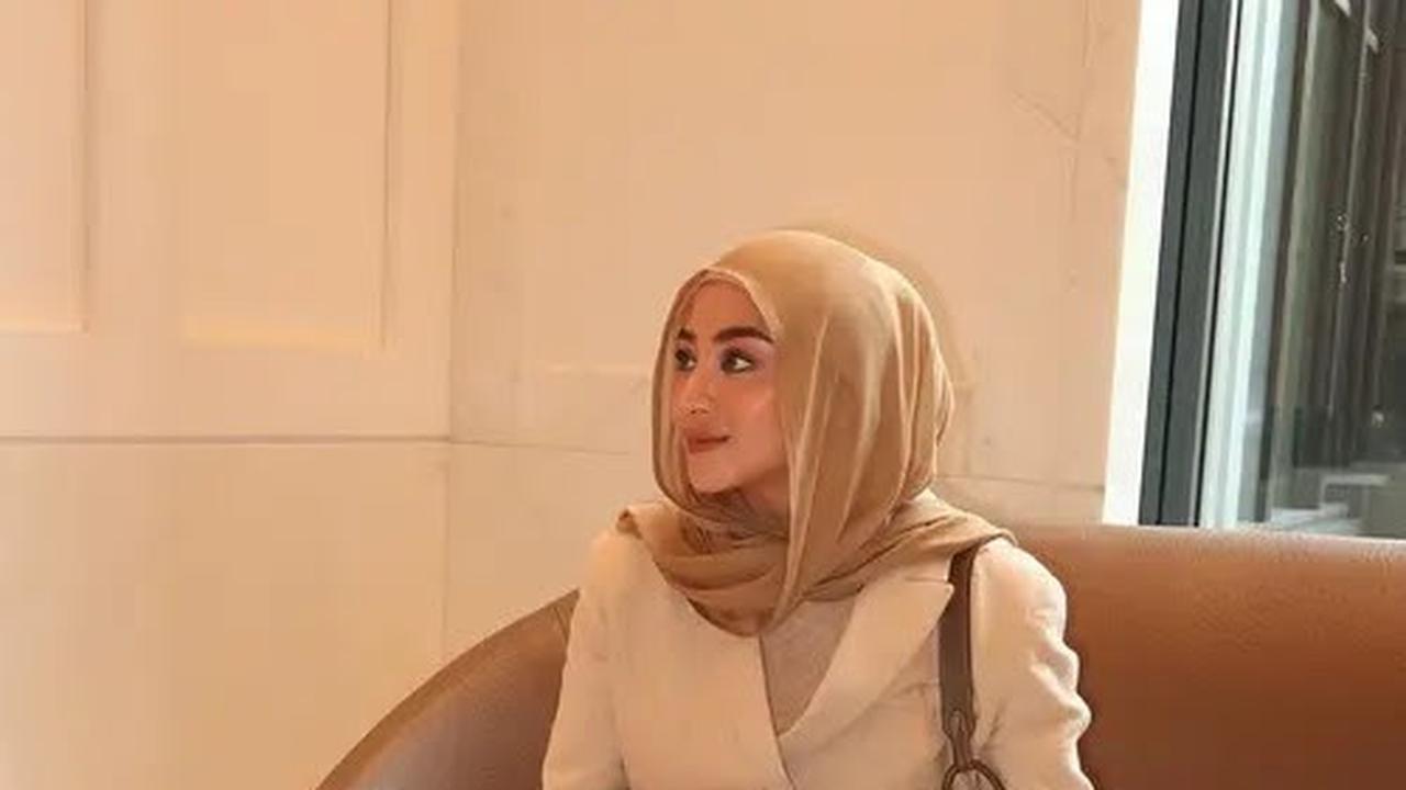 Gaya Hijab Margin Wieheerm di Berbagai Momen yang Cantik dan Elegan