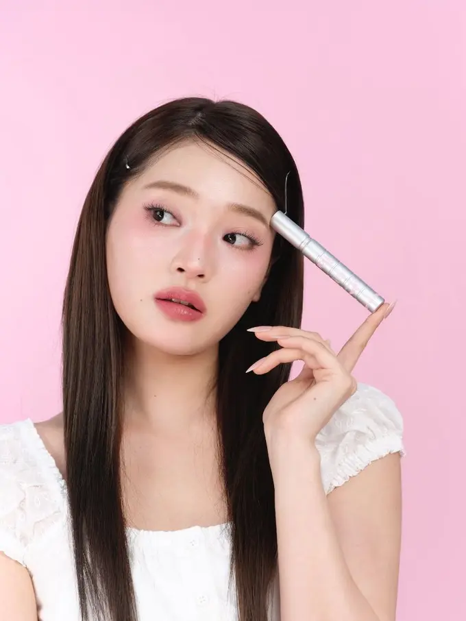 Simple Valentine LookTapi Berkesan, Fokus ke Mata & Bibir