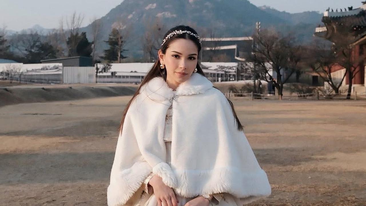 5 Pesona Alyssa Daguise Cantik Bergaya dengan Outfit Apa Saja di Korea Selatan, Aura Cantiknya Pol-Polan