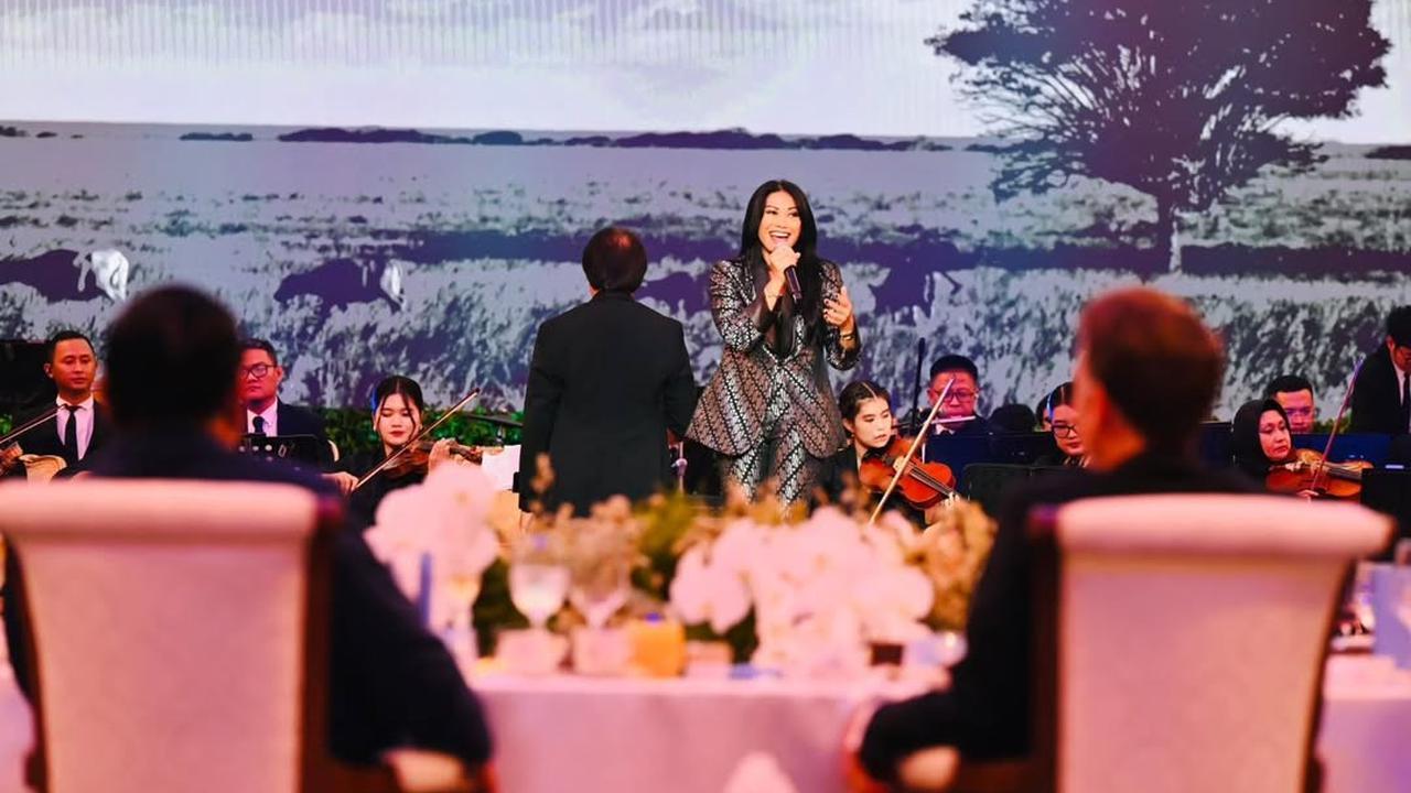 Anggun C Sasmi