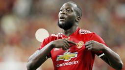 1.  Romelu Lukaku - Striker Belgia ini menikmati perannya sebagai mesin gol Red Devils. Lesatan 11 gol dalam 10 pertandingan menunjukkan pemain berbandrol 75 juta poundsterling tersebut sangat fenomenal sejauh ini. (AFP/Aaron M. Sprecher)