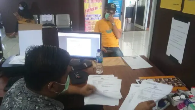 Beli Masker di Instagram, Warga Palembang Malah Dapat Bungkusan Batu Bata