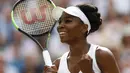 Venus Williams pertama kali meraih gelar Wimbledon pada tahun 2000 setelah mengalahkan Lindsay Davenport 6-3, 7-6. Venus telah meraih Wimbledon sebanyak empat kali.  (AFP/Adrian Dennis)