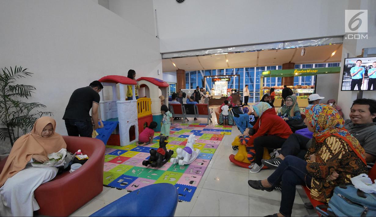 Foto Bandara Sultan Syarif Kasim Ii Terapkan 3 Bahasa Termasuk Melayu Bisnis Liputan6 Com