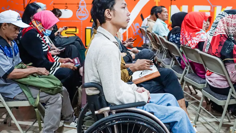 Dukung Inklusi Keuangan, 110 Penyandang Disabilitas Jabodetabek Diberi Bekal Literasi Keuangan dan Wirausaha