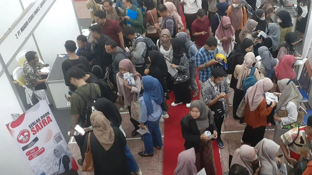 pencari kerja