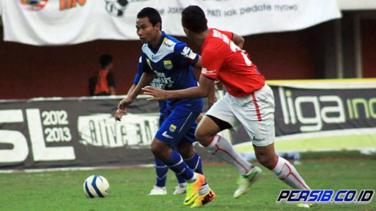 persib-persija-140220b.jpg