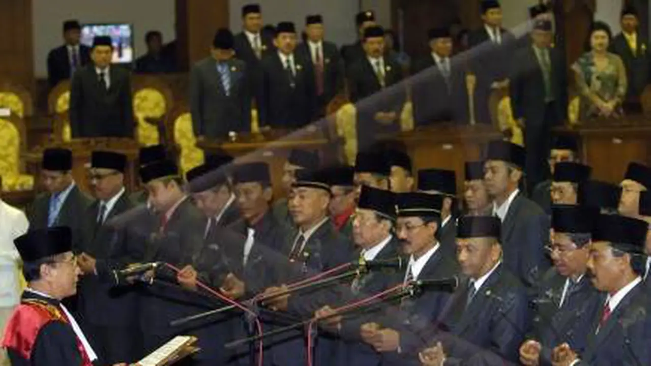 Dilantik, Anggota DPRD Bali Didominasi Wajah Lama