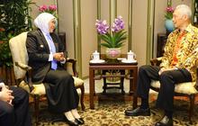 Gubernur Khofifah Temui Lee Hsien Loong, Perkuat Kerja Sama Jawa Timur–Singapura