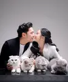 Membawa anabul bersama adlam foto prewedding menambah esensi hangat yang begitu unik. [Foto: Instagram/ JessicaJane99]