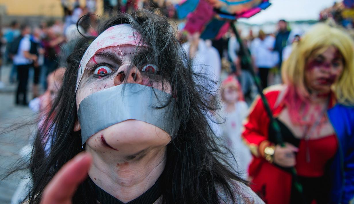 Photo Sensasi Menegangkan Dikepung Zombie Di Jalanan Swedia Lifestyle Liputan6 Com