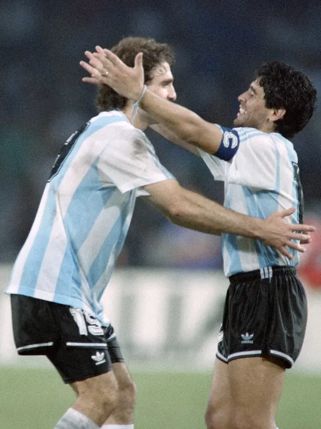 Warga Argentina Sampaikan Salam Perpisahan  Diego Maradona