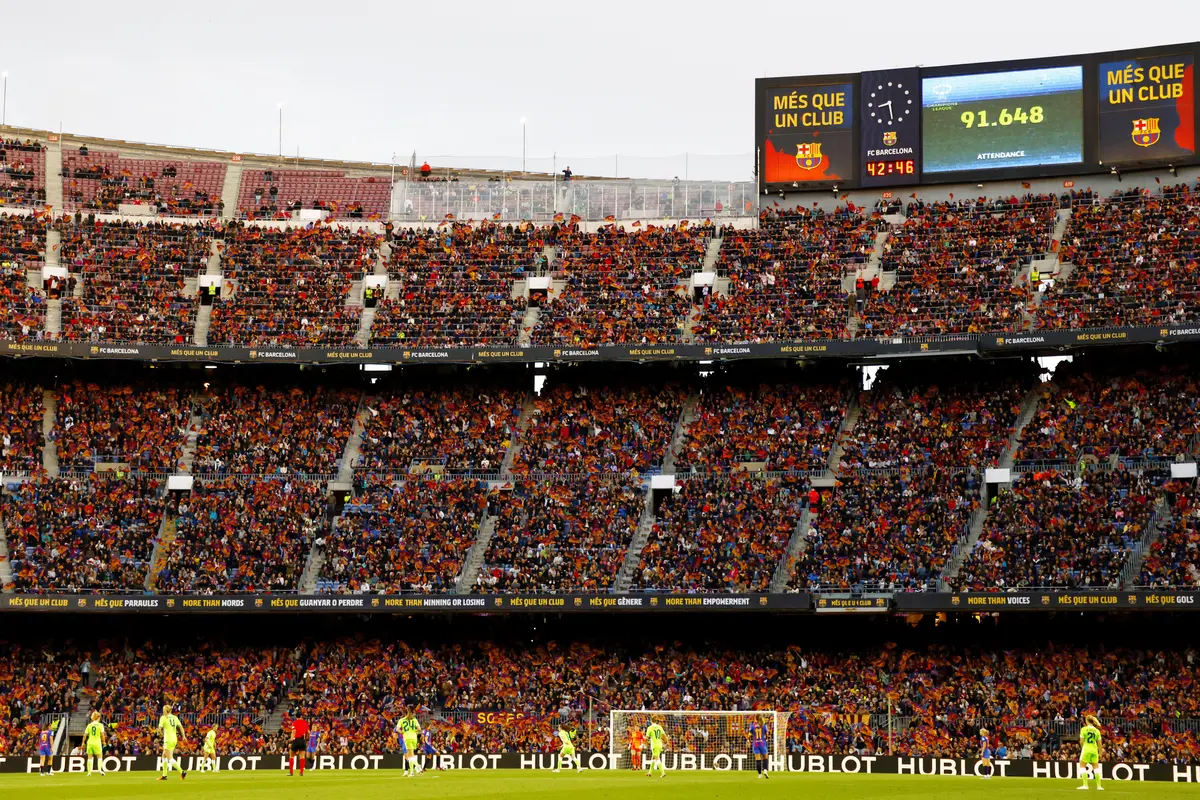 Foto: Barcelona Wanita Pecahkan Rekor Penonton di Camp Nou, Pasukan Xavi Minggir Dulu