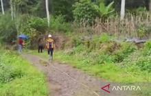 Targetkan 2 KM Jalan Cor Beton di Naringgul Tuntas Akhir Tahun, Pemkab Genjot Pemerataan Pembangunan Jalan Cianjur